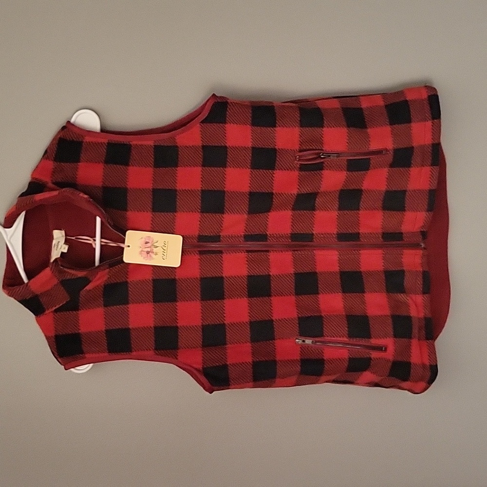 Women's fleece vest